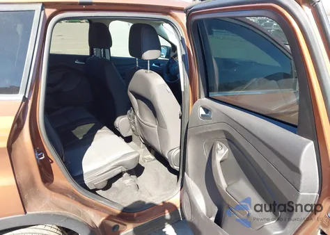 2017 Ford Escape Se из США, поврежденный, VIN 1FMCU0GD7HUC87802